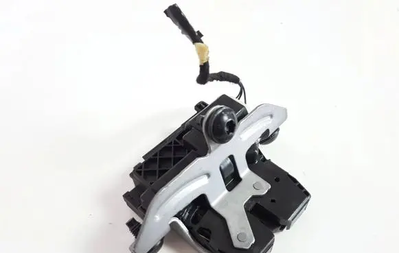 Ford Focus Tailgate/trunk/boot lock/catch/latch DS7AN442A66