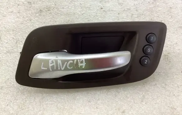 Lancia Thema Front door interior handle 1TF57HL9AC 8032011