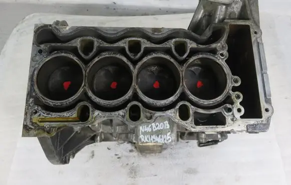 BMW 3 E90 E91 Engine block N46B20B