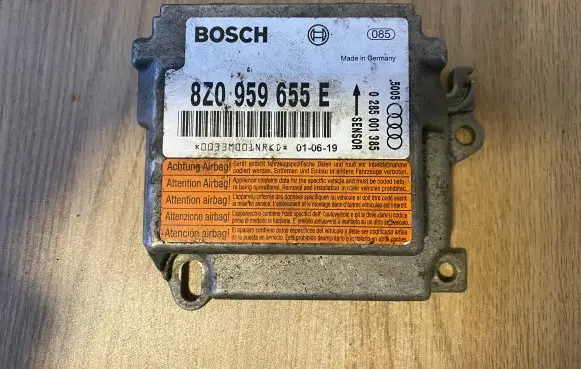 Audi A2 Airbag control unit/module 8Z0959655E 0285001385