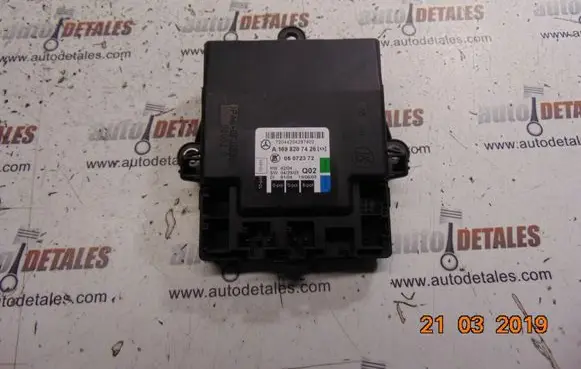 Mercedes-Benz B W245 Door control unit/module A1698207426