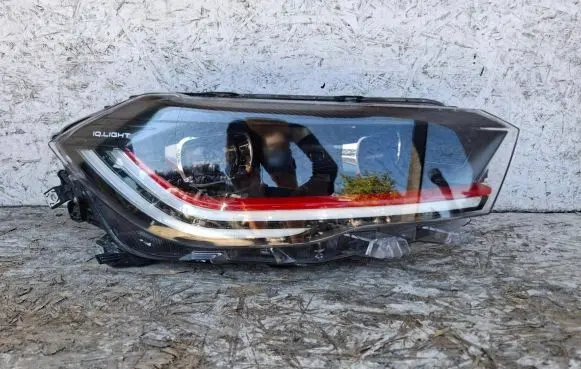 Volkswagen Polo VI Headlight/headlamp 2G1941036M