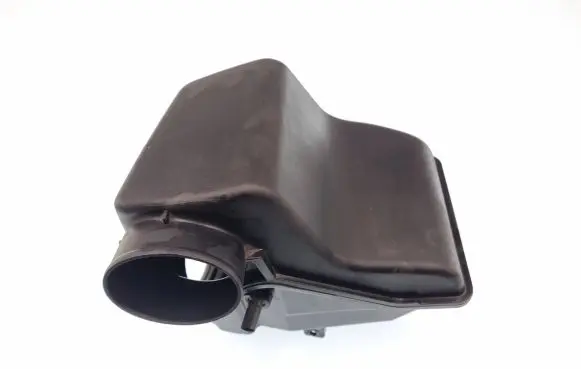 Chrysler Pacifica Intake resonator 68188651AB 35062349