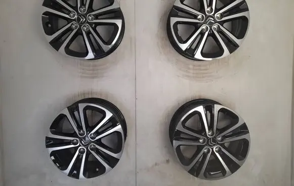 Citroen C4 II Picasso R16 alloy rim 9816966277
