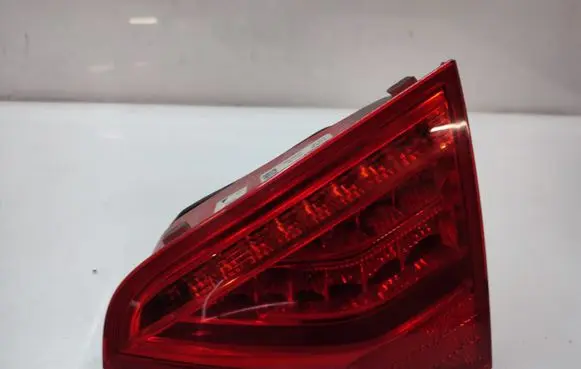 Audi A5 Sportback 8TA Tailgate rear/tail lights 8T0945094C