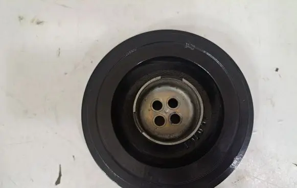 BMW 5 G30 G31 Crankshaft pulley 8638615 7934465