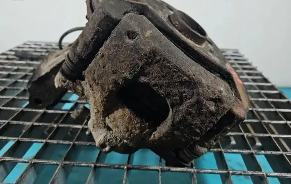 Toyota Aygo AB10 Front brake caliper IMPRK1356942
