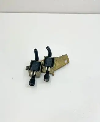 Mercedes-Benz SL R129 Engine mount vacuum valve A0015407097 0015407097