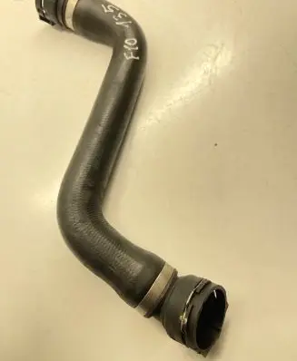 BMW 5 F10 F11 Engine coolant pipe/hose 126784T1