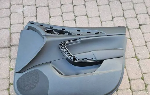 Opel Insignia A Coupe rear side trim panel OPELCZESCI.com-F53