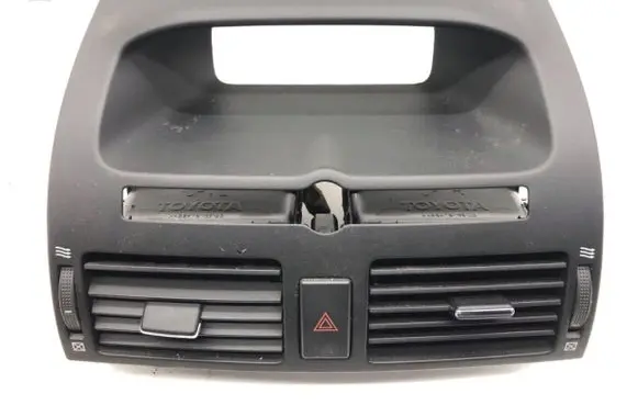 Toyota Avensis T250 Dashboard side air vent grill/cover trim 