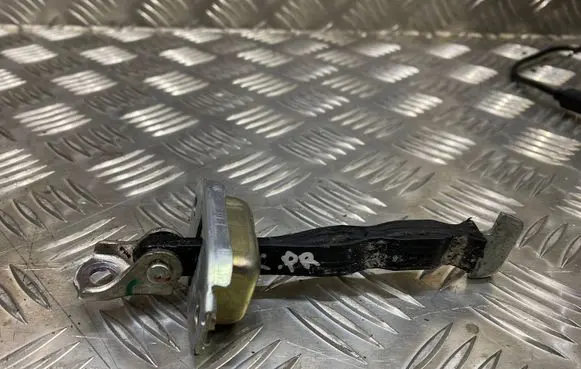Mitsubishi Space Star Front door check strap stopper