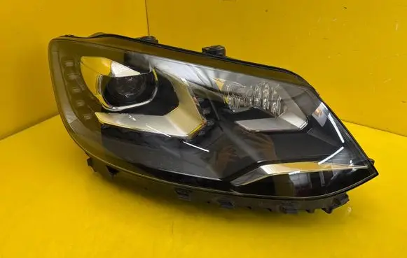 Volkswagen Sharan Headlight/headlamp 7N1941752B