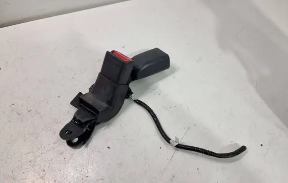 Toyota Yaris Cross Rear seatbelt buckle 1158040