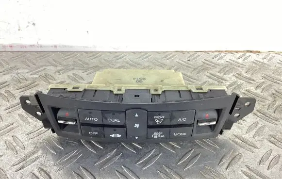 Honda Accord Climate control unit D08Y4