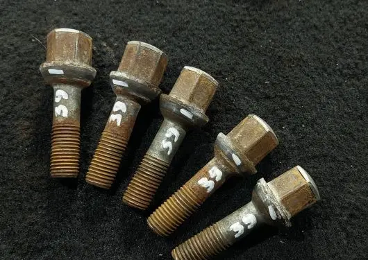 Nuts/bolts