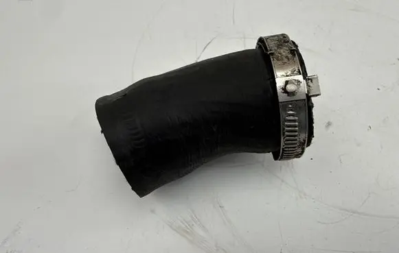 Volkswagen PASSAT B7 Air intake duct part