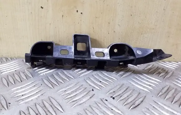 Volkswagen PASSAT B7 Front bumper mounting bracket 3AA807184