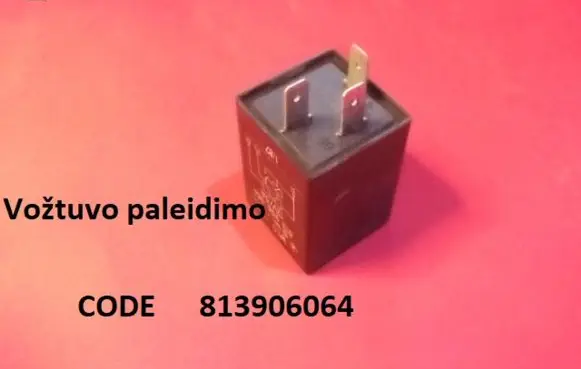 Volkswagen Jetta I Other relay 813906064