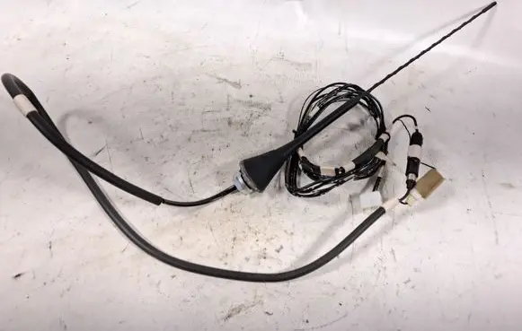 Toyota Corolla Verso AR10 Radio antenna