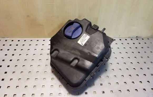Volkswagen Touareg I Coolant expansion tank/reservoir 7L0121407E