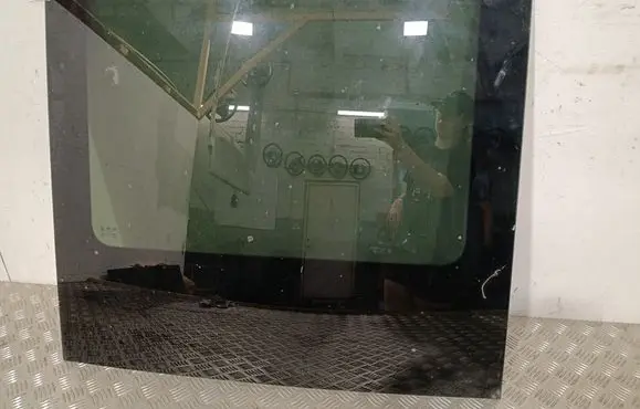 Hyundai i40 Sunroof glass 