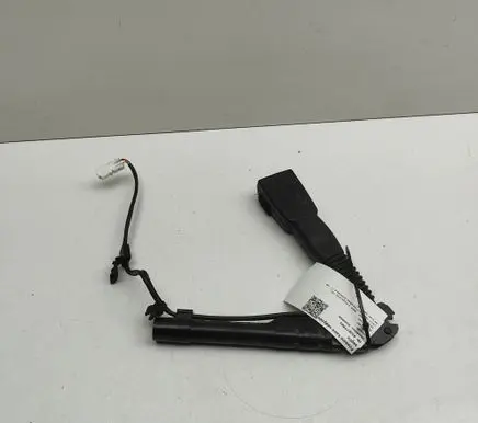 BMW 2 F22 F23 Front seatbelt buckle 7259387