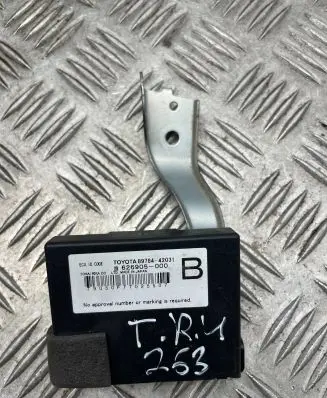 Toyota RAV 4 (XA30) Immobilizer control unit/module 8978442031