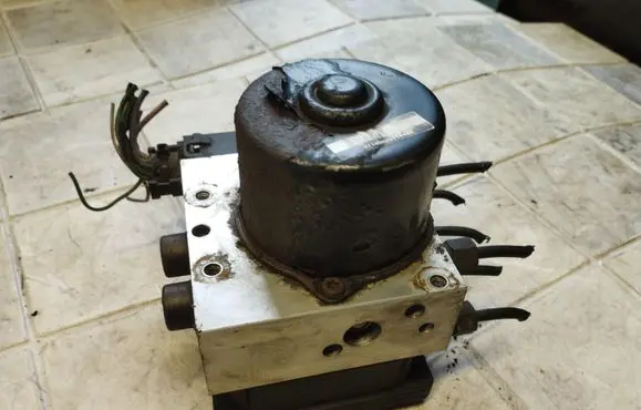 Chrysler Pacifica ABS Pump 00002316C4 25092500373