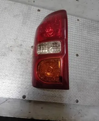 Toyota RAV 4 (XA20) Rear/tail lights