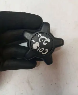 Volvo S60 Seat adjustment knob 08613313
