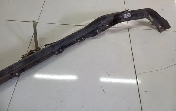 Citroen C4 I Picasso Engine bonnet/hood lock trim molding 606F0608