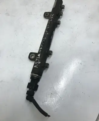 Opel Astra H Fuel main line pipe