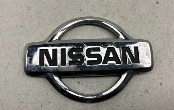 Nissan Almera Tino Manufacturer badge logo/emblem 84890BU300 84890BH300