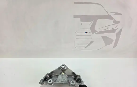 BMW X5 G05 Front wiper linkage and motor 