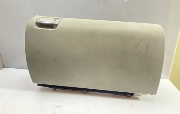 Mercedes-Benz GL X164 Glove box A1646800691 A1646890608