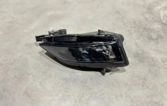 Volkswagen Golf VII Front fog light 5G0941661F