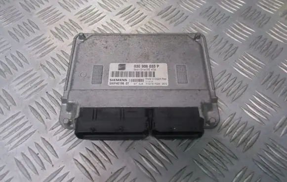 Seat Ibiza III (6L) Engine control unit/module 03E906033P