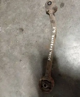 Rear upper control arm/wishbone