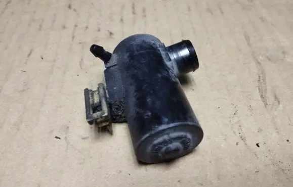 Honda Legend Windshield washer spray nozzle 