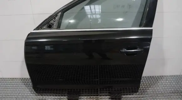 Audi A8 S8 D4 4H Front door