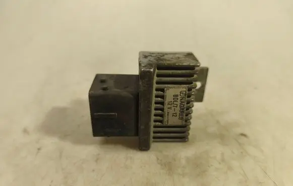 Opel Vivaro Glow plug pre-heat relay BDL712