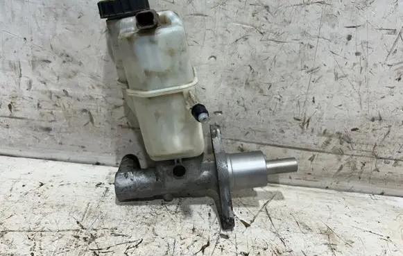 Peugeot 508 Master brake cylinder 9646980980