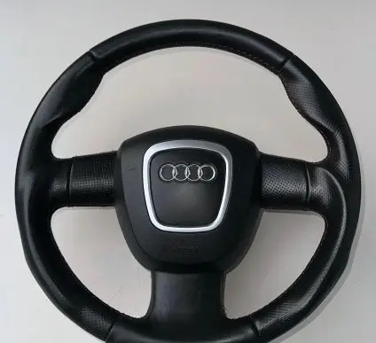 Audi A3 S3 8P Steering wheel
