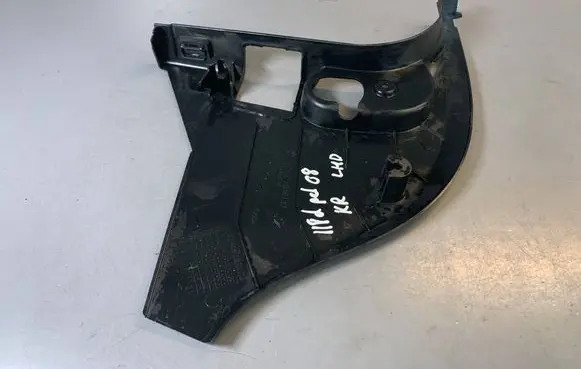 BMW 1 E81 E87 Foot area side trim 7058133