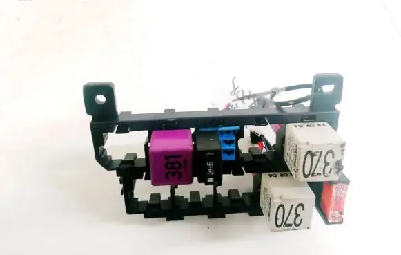 Audi A6 S6 C6 4F Fuse box set 4F0937503