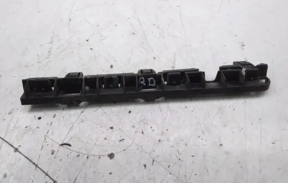 BMW 5 F10 F11 Front bumper mounting bracket 107184776