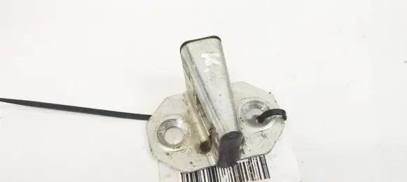 Mercedes-Benz E W210 Front door lock loop/hook striker 