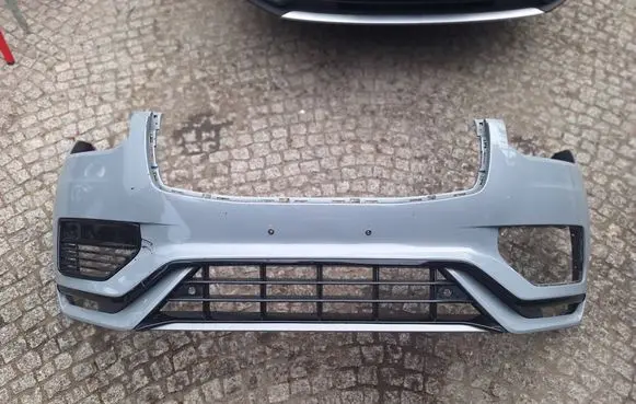Volvo XC90 Front bumper 51690641