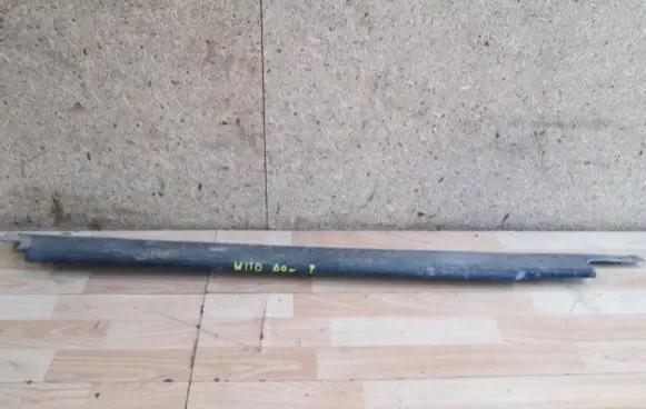 Mercedes-Benz Vito Viano W638 Other sill/pillar trim element 941 660 37 01